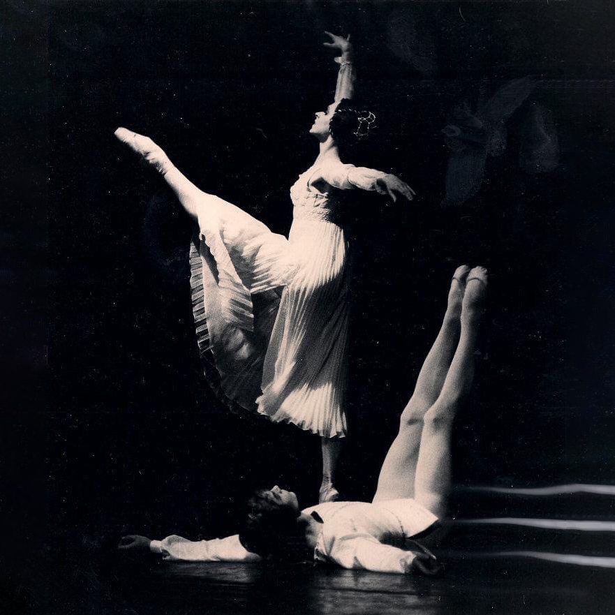 Lorita-Travaglia-Eva-Evdokimova-and-Imre-Dosza-in-Romeo-and-Juliet-Berlin-Ballet.jpeg